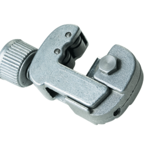 TOOL FOR CONDUIT PREPARATION